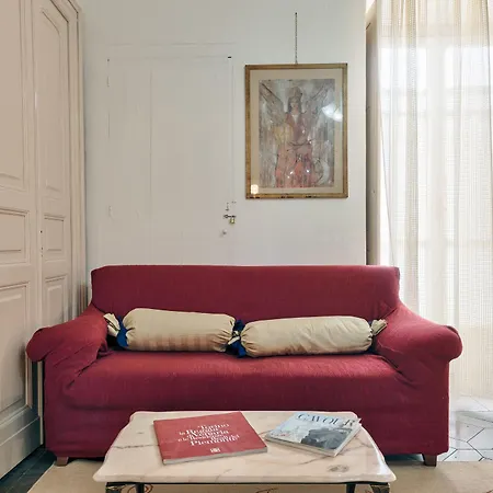 Porta Nuova Roomy Flat Appartement Turin