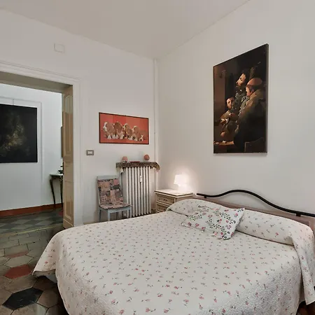Porta Nuova Roomy Flat Turin