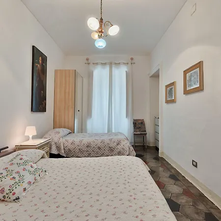 Porta Nuova Roomy Flat *
